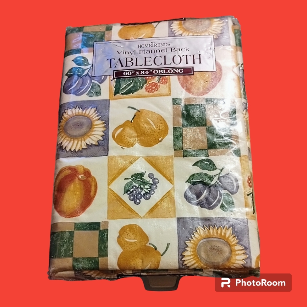 Home Trends Vinyl Flannel Back Tablecloth